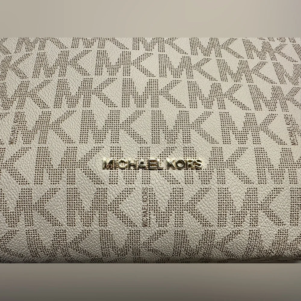 Michael Kors Blue and Cream Women's Bag